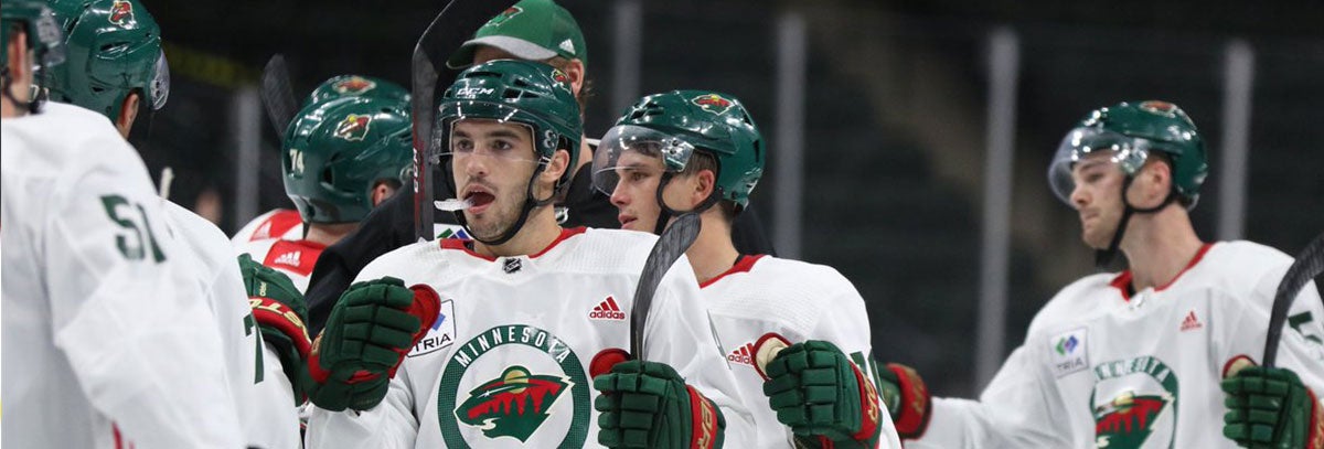 TEAM WHITE OVERCOMES TEAM GREEN IN FIRST SCRIMMAGE OF DEVELOPMENT CAMP