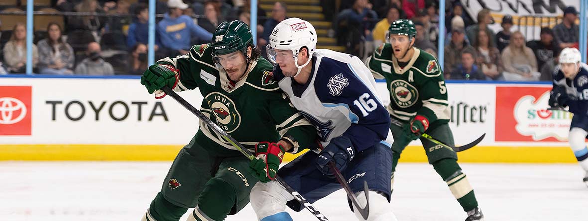 WILD FALL TO ADMIRALS, 5-2